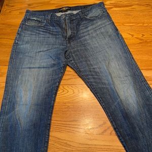 Lucky brand 36w 32l 429 Classic straight